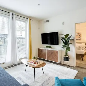 https://luxurious-poolside-phoenix-oasis-heart-of-midtown.hotelsofphoenix.com