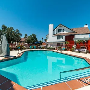 https://metro-phx-downstairs-studio-queen.hotelsofphoenix.com