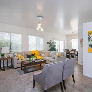 https://stylish-home-phoenix-low-rates-now.hotelsofphoenix.com