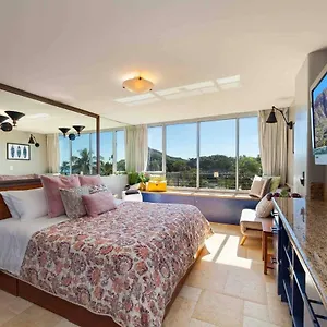 https://marbella-lane-studio-15-steps-from-the-beach-11-mins.hotelsinhawaii.org