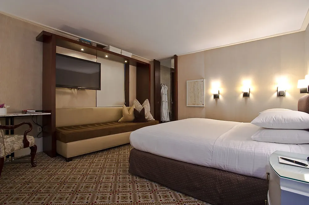 City Club Hotel New York